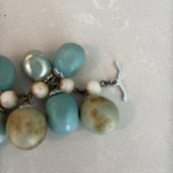 Vintage Chunky Shades of Blue & Siver with Abalone Beaded Beachy Bracelet - Picture 8 of 12